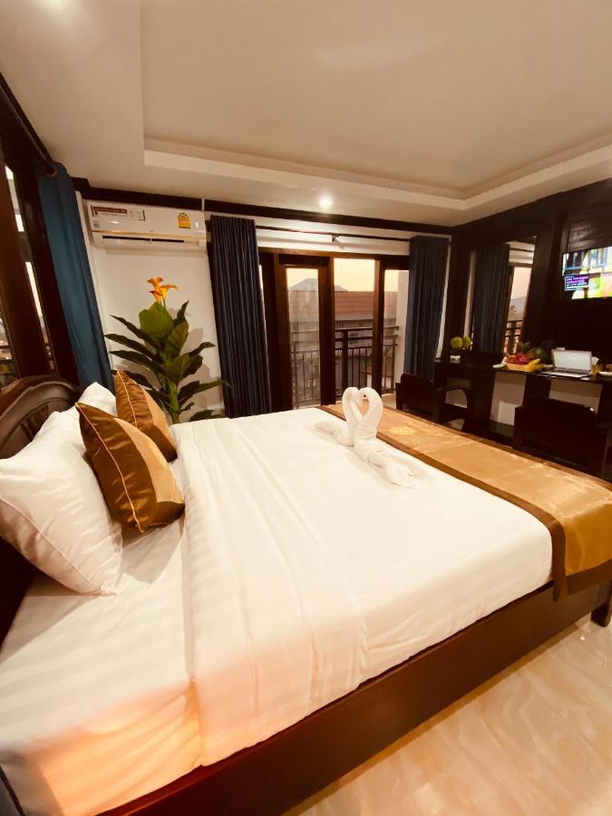 Consiana Hotel Vang Vieng Bagian luar foto