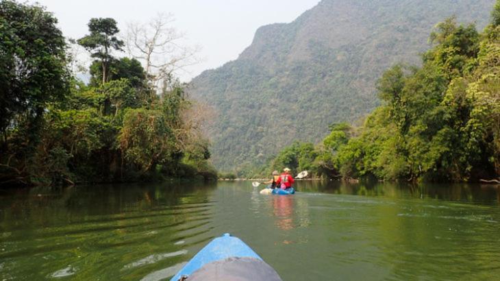 Consiana Hotel Vang Vieng Bagian luar foto