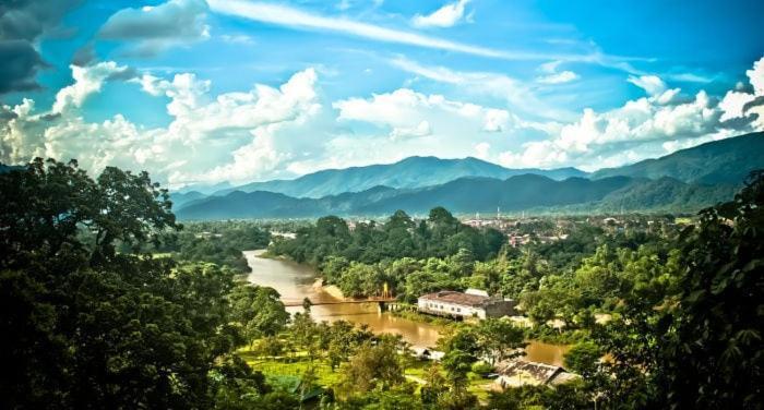 Consiana Hotel Vang Vieng Bagian luar foto