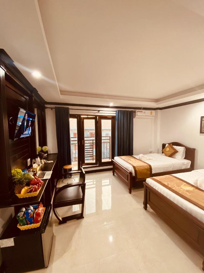 Consiana Hotel Vang Vieng Bagian luar foto